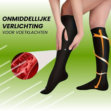 Afbeelding in Gallery-weergave laden, Caresock's orthopedische compressiekousen - voorkomt spataderen &amp; verlicht vermoeide voeten
