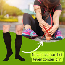 Afbeelding in Gallery-weergave laden, Caresock's orthopedische compressiekousen - voorkomt spataderen &amp; verlicht vermoeide voeten
