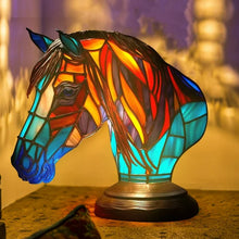 Afbeelding in Gallery-weergave laden, LichtPaard - handgemaakte lamp die harten laat stralen
